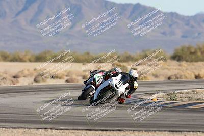 media/Dec-06-2025-CVMA (Sat) [[4a896cc04c]]/Race 8- Formula 40 MW and LW/